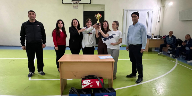 Qax rayonunda ümumtəhsil məktəblərinin müəllimlərdən ibarət komandaları arasında 3x3 basketbol üzrə turnir keçirilib