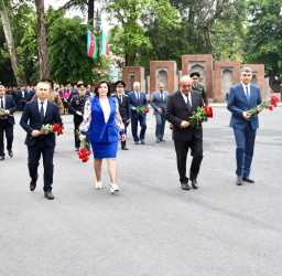 Ulu  Öndərin anadan olmasının 100 illik yubileyi qeyd edilib